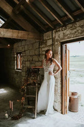 Backless Wedding Jumpsuit Wedding Dresses Sheath V-neck Chiffon Lace Boho Wedding Gown Bridal Jumpsuit Vestidos De Novia